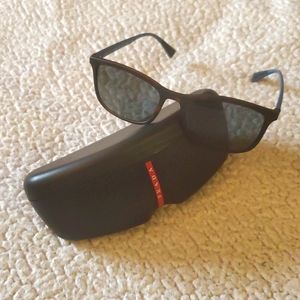 NEW. PRADA Sunglasses. LENEA ROSSA. Polarized.